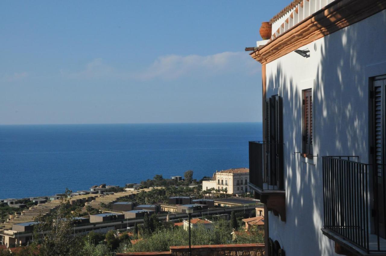 Superior Triple Room Sea View