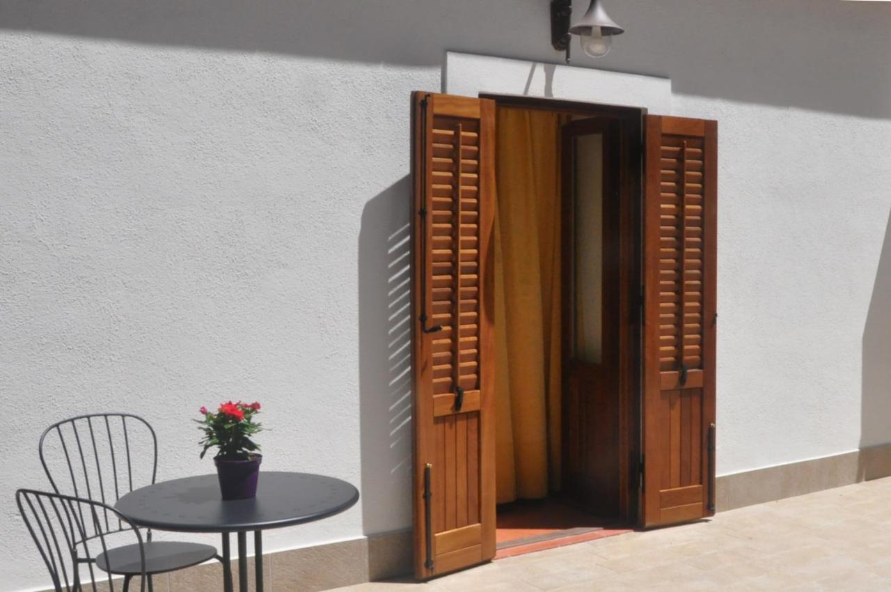 Triple Room Terrace